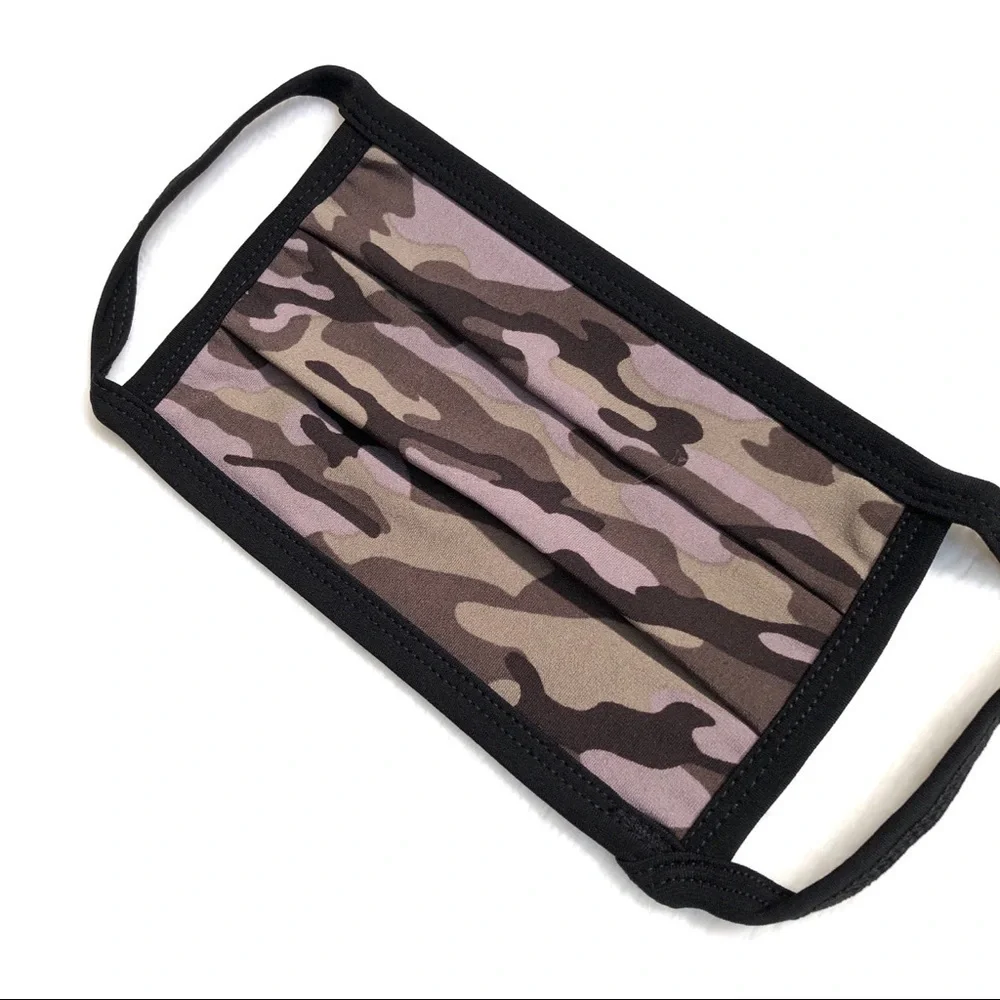 🔴 5 for $10 ONE Zenana Camouflage Print Cotton Lined Face Mask Reusable